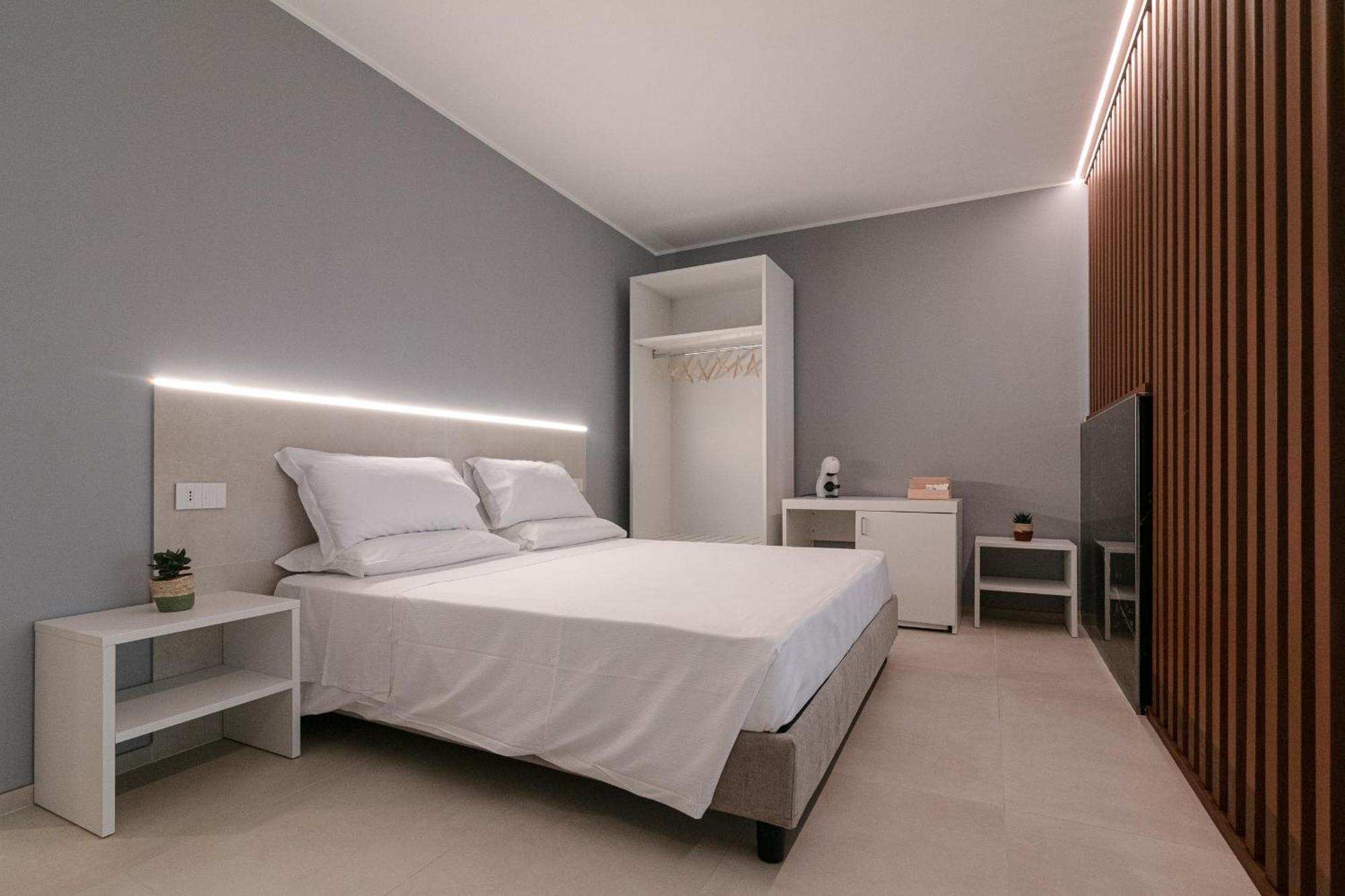 King'S Rooms Термоли Экстерьер фото