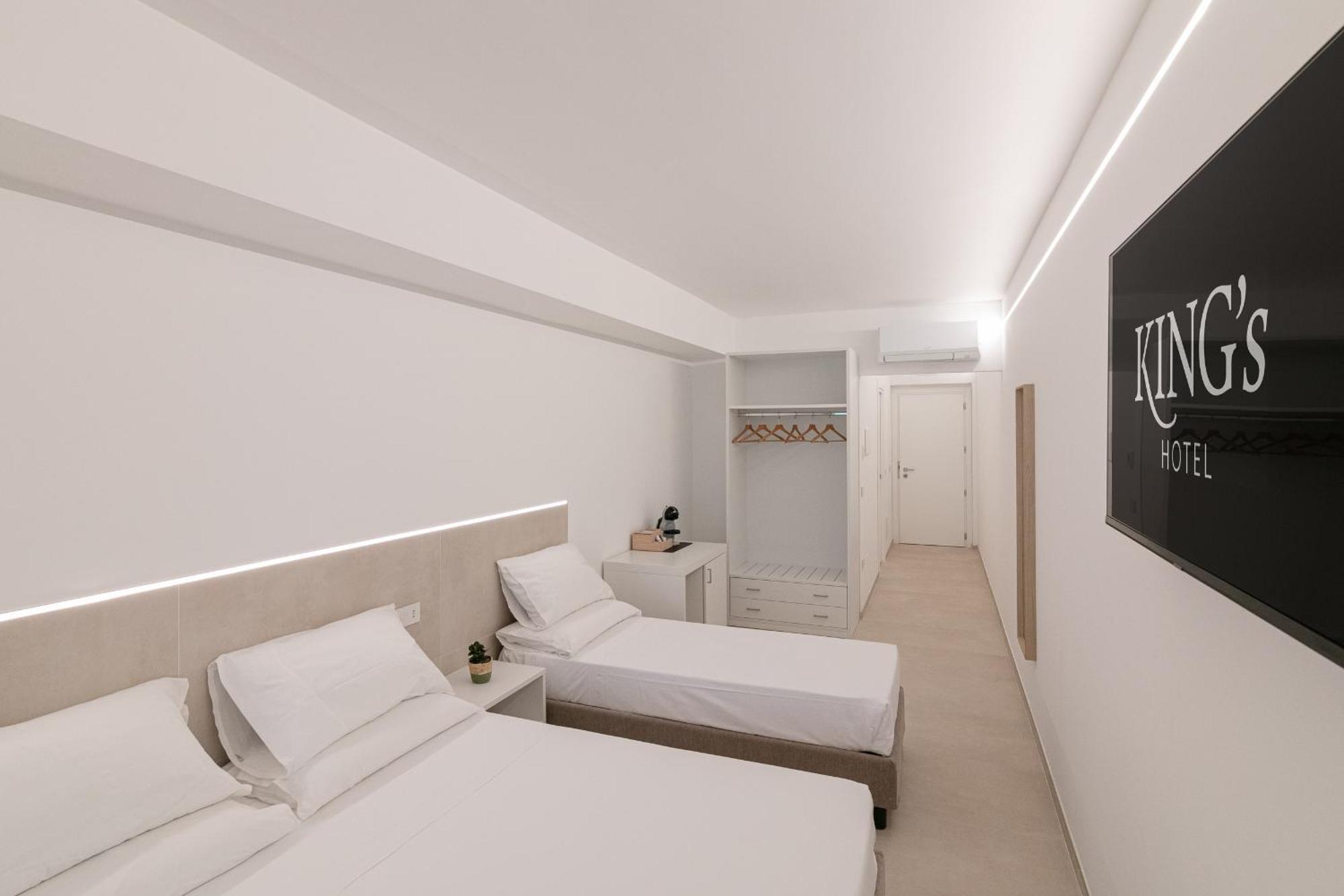 King'S Rooms Термоли Экстерьер фото