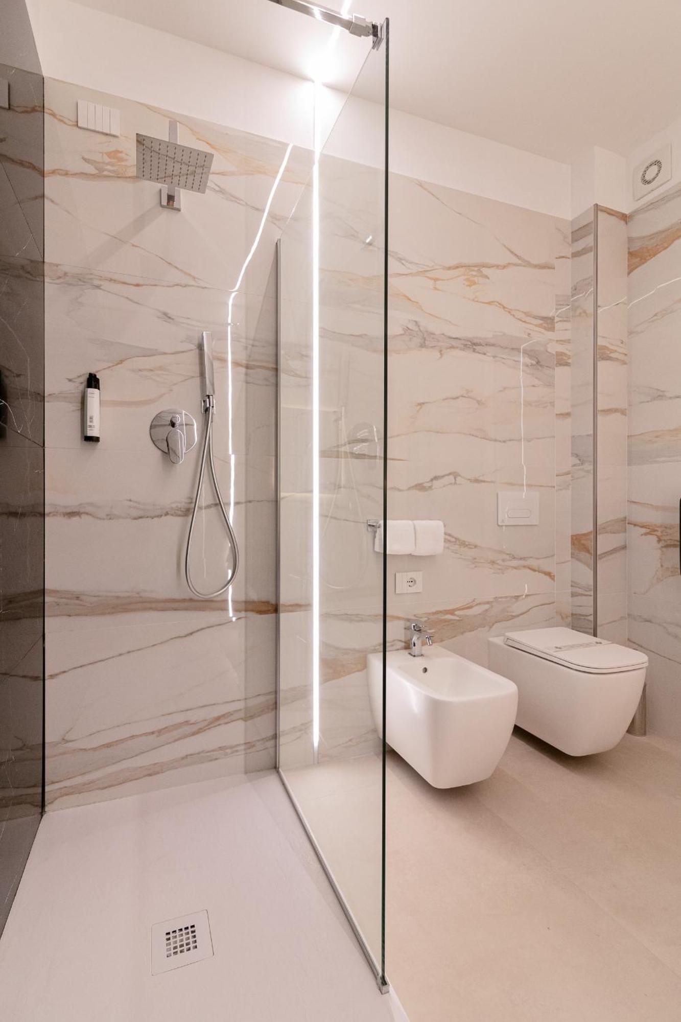 King'S Rooms Термоли Экстерьер фото